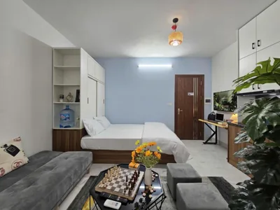 Camera Matrimoniale Deluxe con Balcone — Cygnus Homestay Ha Noi 89